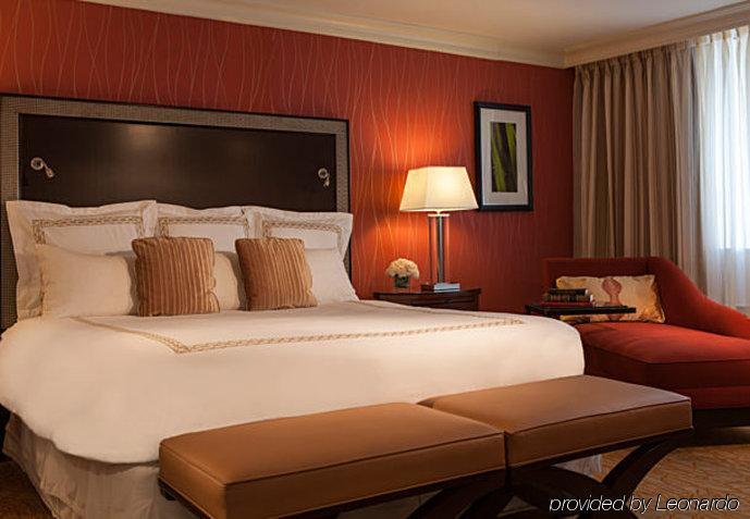 Charlotte Marriott City Center Room photo